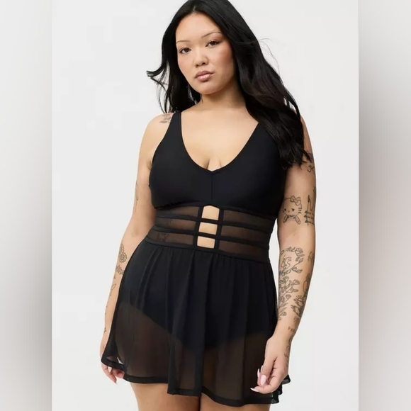 torrid Other - Torrid Black Wire-Free Mesh Panel Swim Dress Size 22/24 3X Nwt